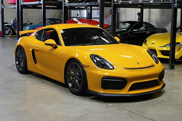 Cars Porsche Cayman GT4